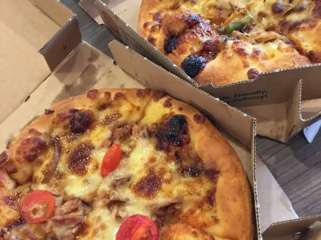 Domino's Pizza Food Photo 3