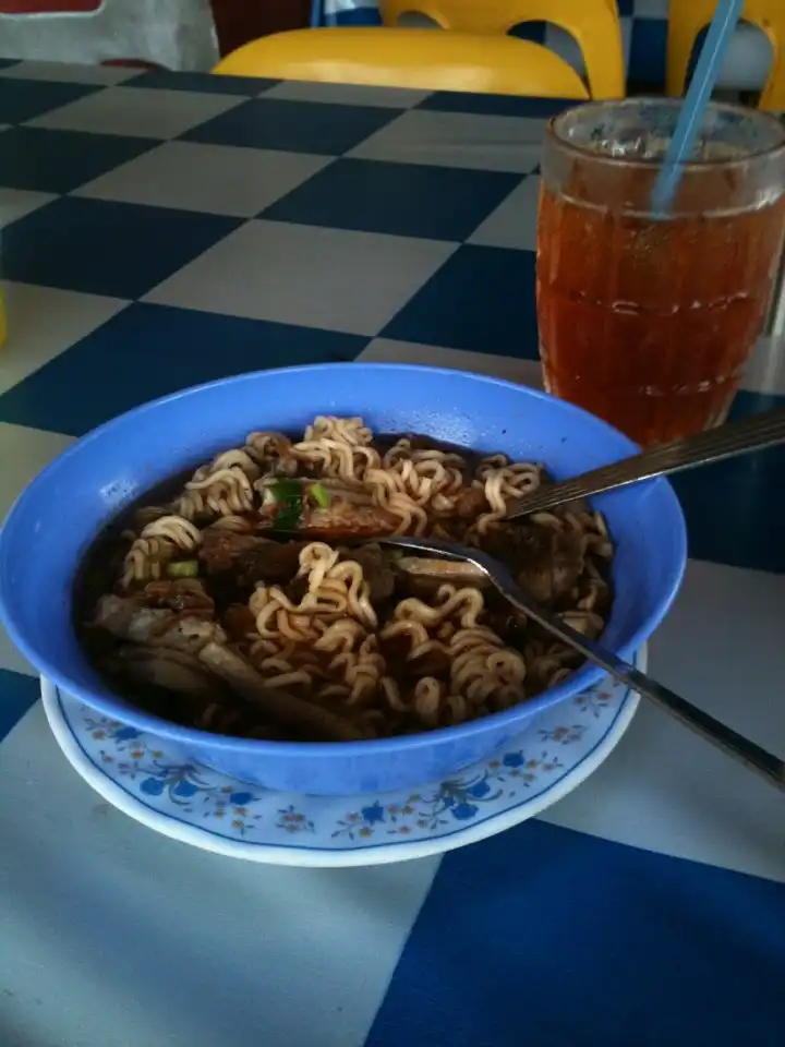 Kedai Maggi Itik Alor Lintah