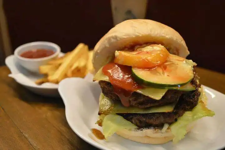Papa Rock's Big Burgers & Grillery Food Photo 6