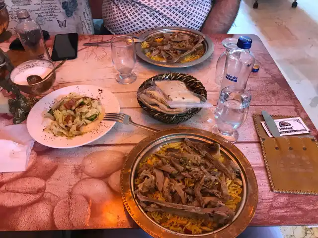 Lezzet Kuzu Çevirme'nin yemek ve ambiyans fotoğrafları 1