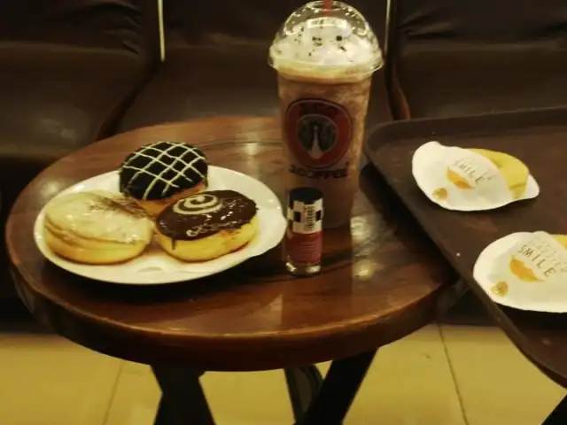 Gambar Makanan J.CO Donuts & Coffee 11