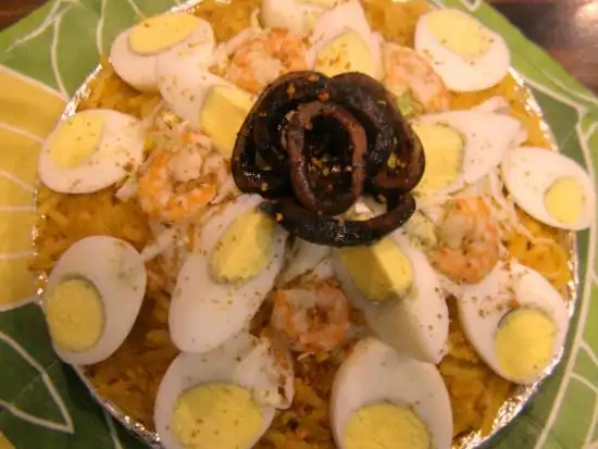 Tia Belle Pansit Malabon and Pichi-Pichi Food Photo 1