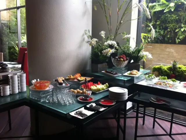 Gambar Makanan La Table - Ibis Jakarta Arcadia Hotel 2