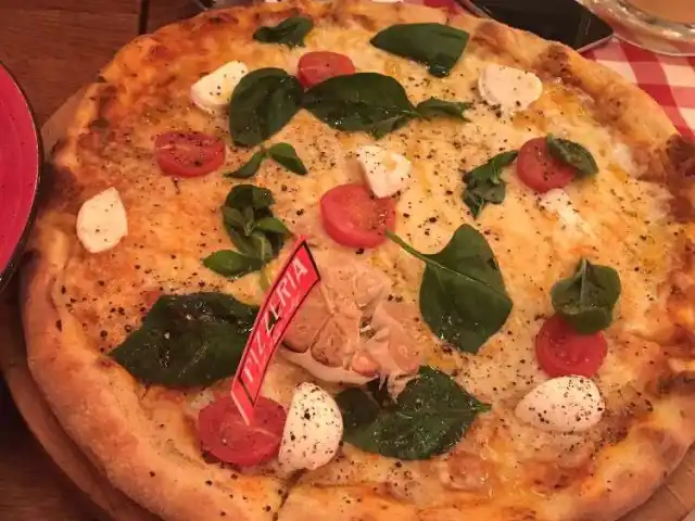 Pizzeria'nin yemek ve ambiyans fotoğrafları 45
