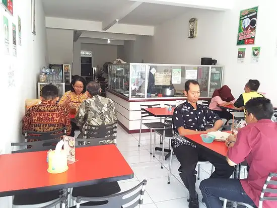 Gambar Makanan Warung Pecel Bu Sihir 8