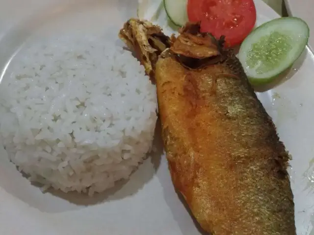 Gambar Makanan Nasi Uduk Ayam Tulang Lunak Dapur Putri 6