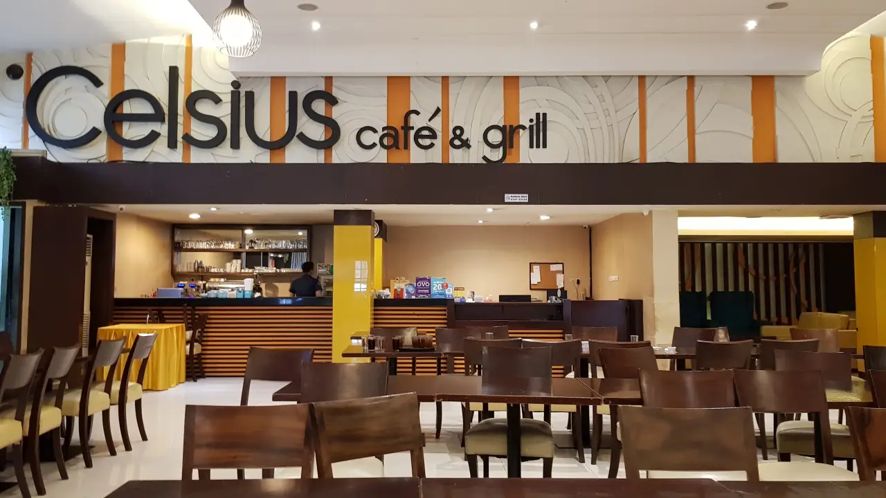 Celsius Cafe & Grill