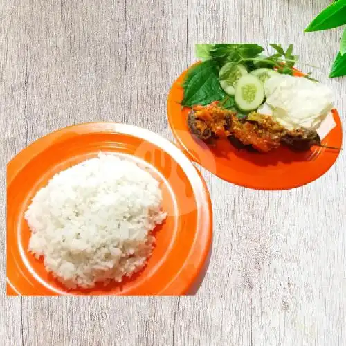 Gambar Makanan Pecel Ayam dan Penyet Datin, Pancoran Barat 8