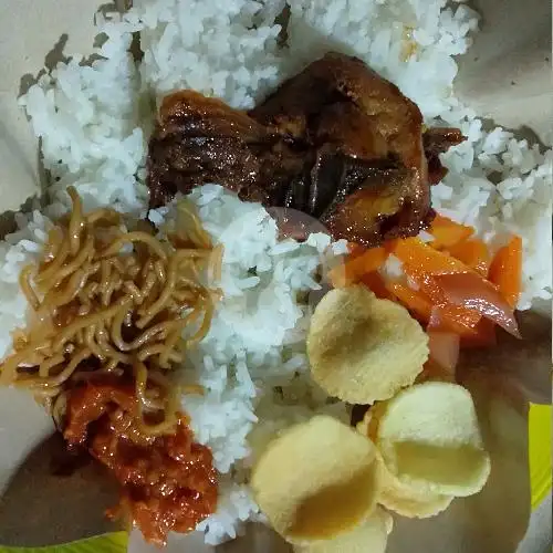 Gambar Makanan Nasi Kuning 77, Boulevard 4