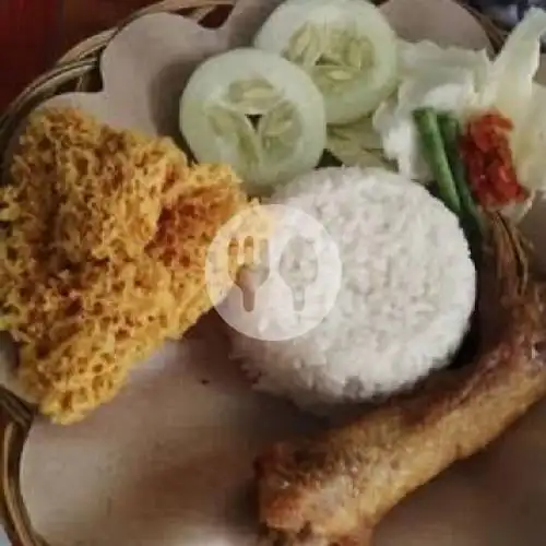 Gambar Makanan Ayam Goreng Kremes Mahkota 3