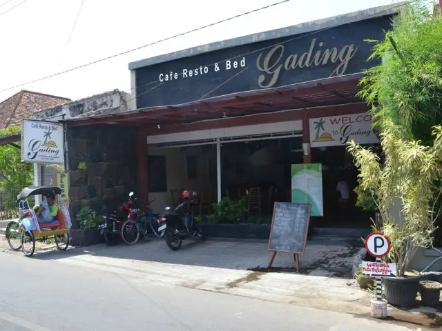 Gambar Makanan Gading Resto and Cafe 5