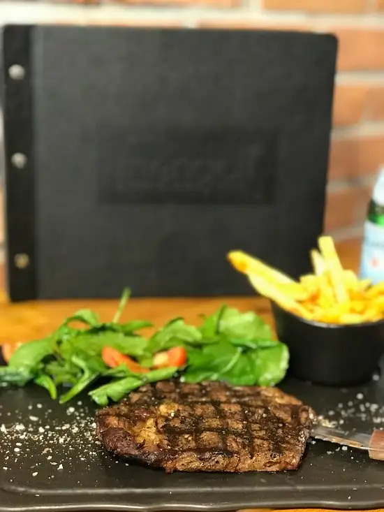 Mengoli Burgers Steak Fries'nin yemek ve ambiyans fotoğrafları 15