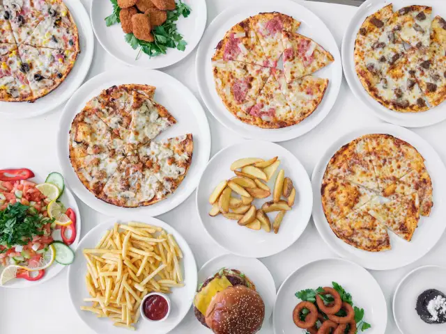 Zahra Pizza'nin yemek ve ambiyans fotoğrafları 1