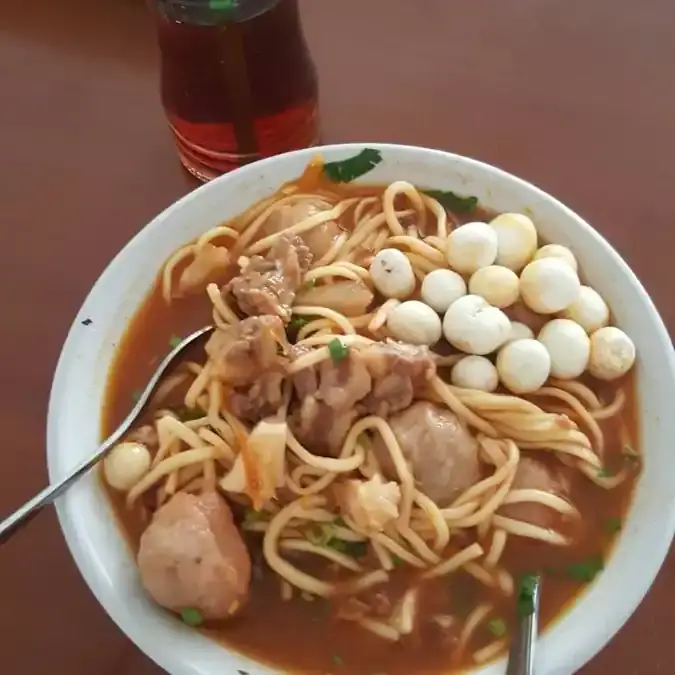 Bakso Mantep Gunung Giri Solo