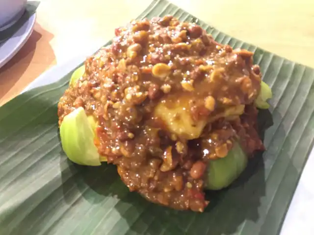 Gambar Makanan Rujak Kolam Medan 12