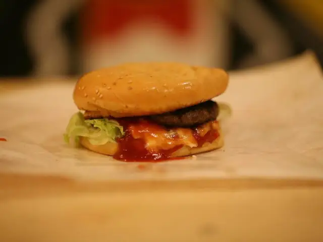 Gambar Makanan Burger Van Petra 3