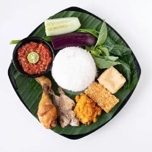 Gambar Makanan Nasi Tempong Rehana, Kuta 4