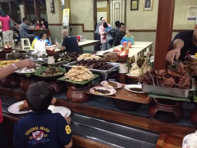 Gambar Makanan Warung Nasi AMPERA 16