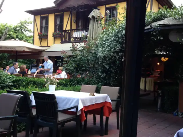 Leonardo Restaurant & Cafe'nin yemek ve ambiyans fotoğrafları 22