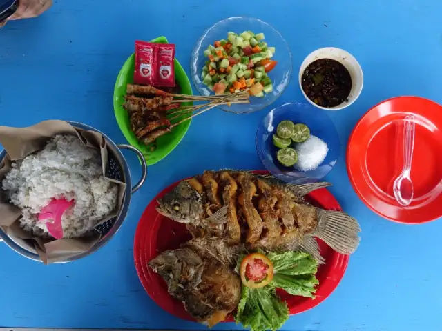 Gambar Makanan Rumah Makan Terapung Pinadar Lido 13