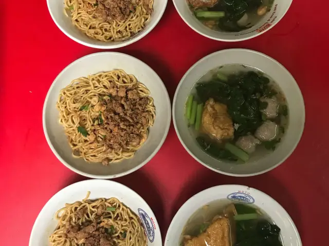 Gambar Makanan Bakmi Ayam Baso & Es Bangka AL 9