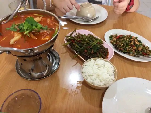 Khun De Thai Restaurant Food Photo 10