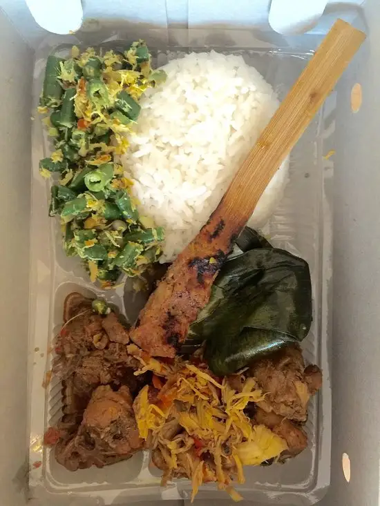 Warung Nasi Ayam Bu Oki