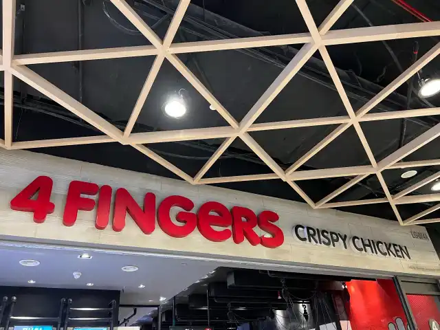 4 Fingers Crispy Chicken Food Photo 4