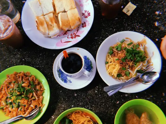 Mee Kari Kak Yah Food Photo 14