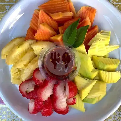 Gambar Makanan Warung Rujak Men Desta, Legian 9