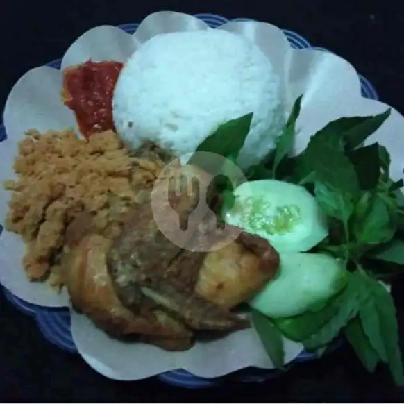 Gambar Makanan Ayam Goreng Sumarni 1, Ngemplak 3