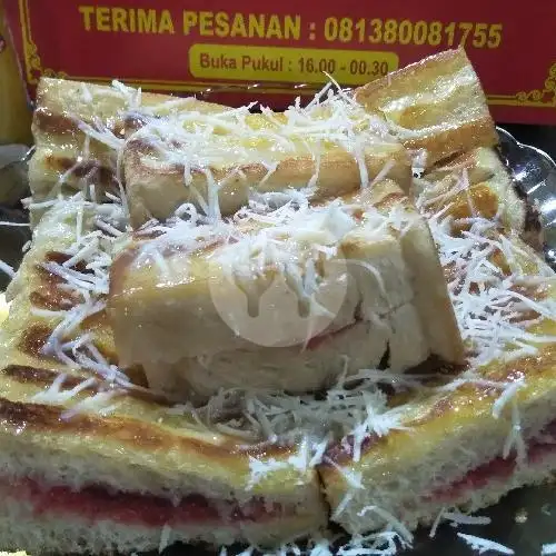 Gambar Makanan Martabak Bangka Wawan 243, Ciracas 12