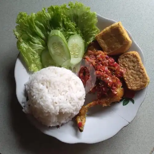 Gambar Makanan Ayam Geprek Dan Pecel Lele Dapur Umi 2, Kalimalang 16