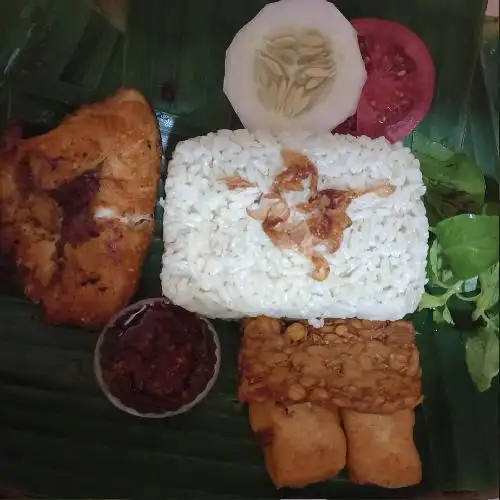 Gambar Makanan NASI KELOR AYAM AL-SYAKIRIN NIKMATALLAH - UPG, Jl. Abu Bakar Lambogo 1 No.8A 12