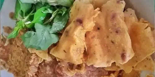 Pecel dan Rawon Glintung Bu Yatirah, Letjen S Parman