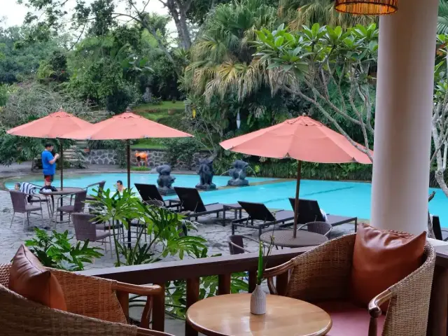 Gambar Makanan Pool Side Lounge - Novus Giri Resort and Spa 9