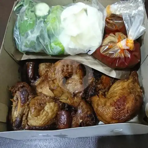 Gambar Makanan AYAM GORENG JOGJA BU TITI 16