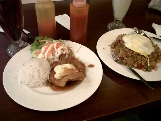 Gambar Makanan Solaria 11