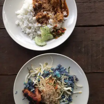Gerai Nasi Kerabu & Makanan Kelantan