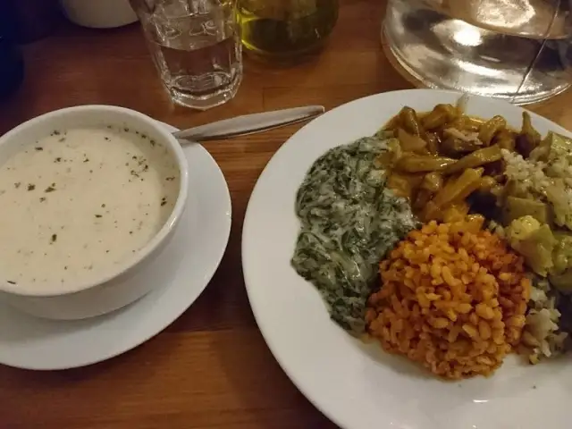 lokanta helvetia'nin yemek ve ambiyans fotoğrafları 36