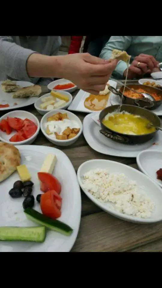 Rahatla'nin yemek ve ambiyans fotoğrafları 1