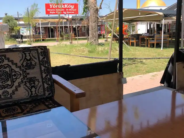 Yörükköy Restaurant ve Dinlenme Tesisi'nin yemek ve ambiyans fotoğrafları 3