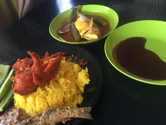 Nasi Kandar Melayu Tikam Batu Food Photo 2