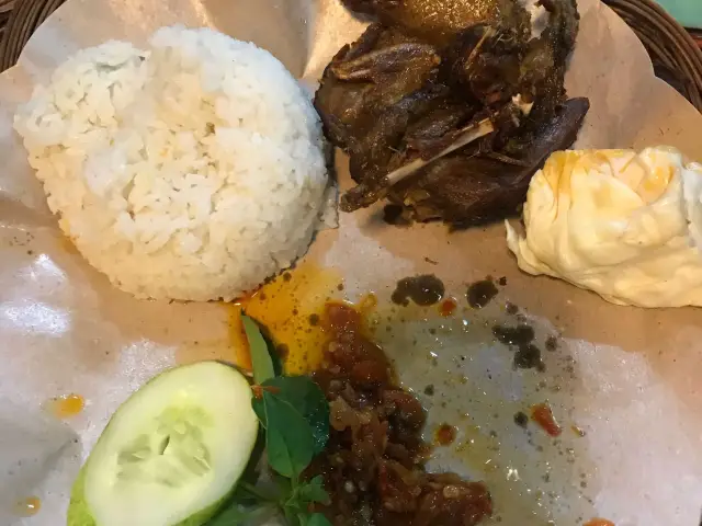 Gambar Makanan Bebek Salero 19