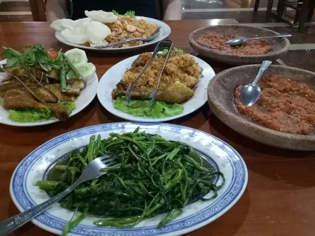 Gambar Makanan Watu Dodol Restaurant 19