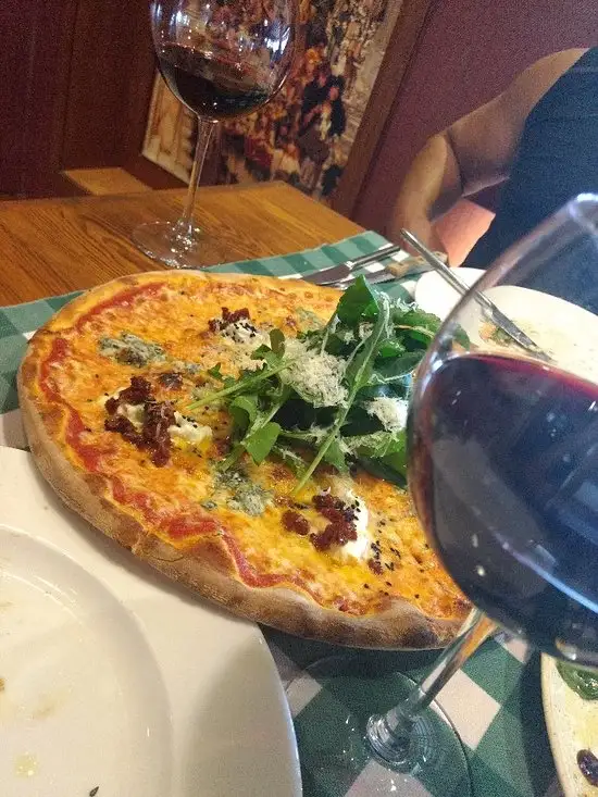 Tyro Italiano Pizzeria Ristorante'nin yemek ve ambiyans fotoğrafları 71