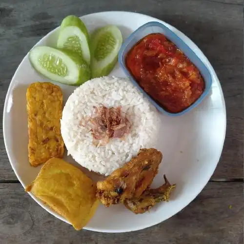 Gambar Makanan Dapur Ummi Oema, Kayu Besar 7