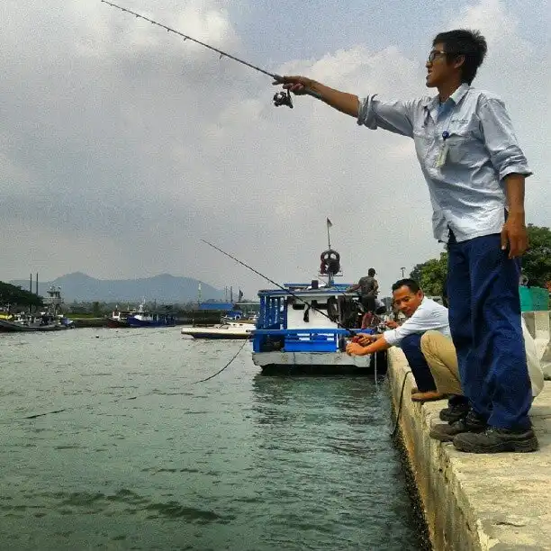 Gambar Makanan Pelabuhan Paku Anyer 15