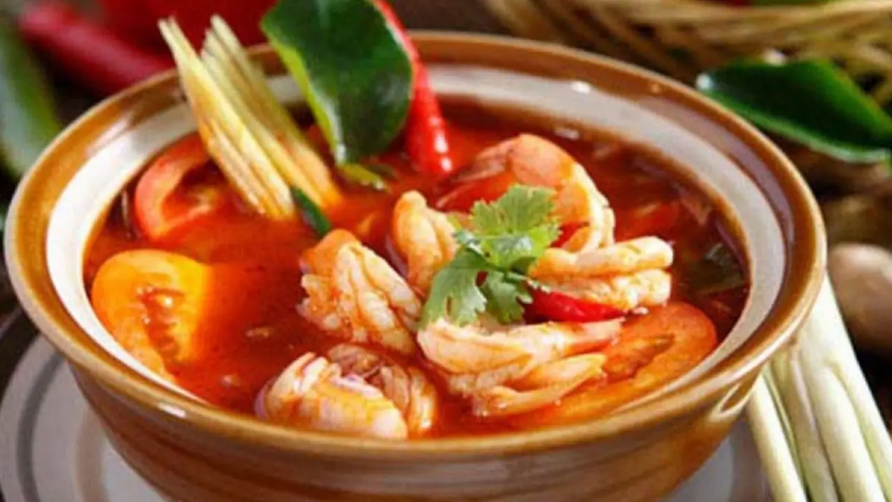 CAHAYA TOMYAM SEAFOOD PEKAN