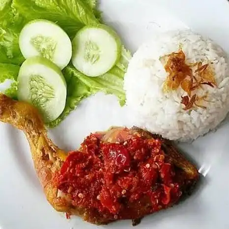 Gambar Makanan Ayam Goreng dan Pempek Gemez, Wijaya Timur Dalam 11